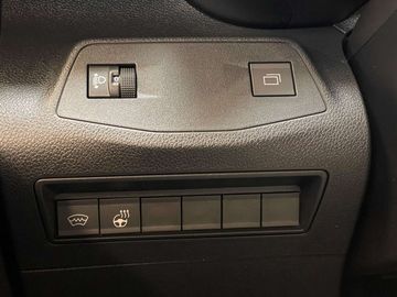 Car image 31