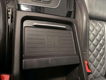 Car image 36