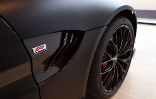 Aston Martin Vantage 394 kW image number 3