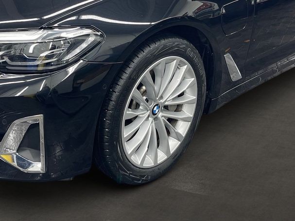 BMW 530 Touring xDrive 215 kW image number 6