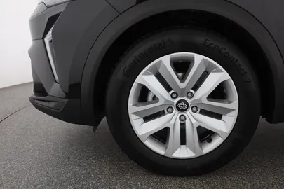 Car image 30