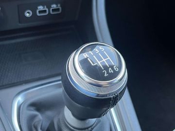 Car image 31