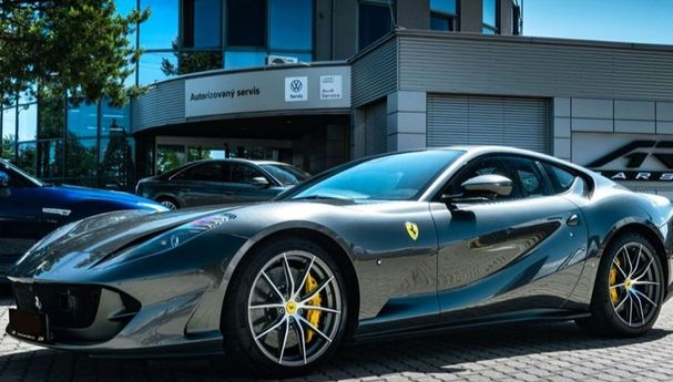 Ferrari 812 Superfast 588 kW image number 5