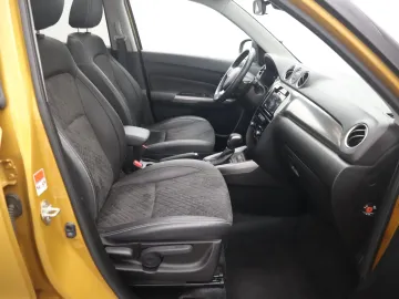 Car image 44