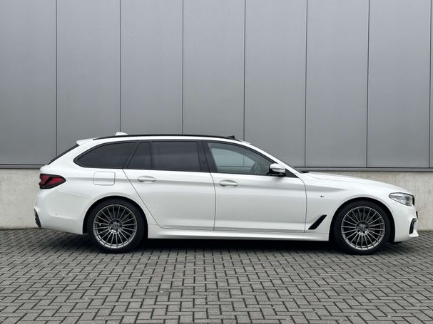 BMW 540i Touring 251 kW image number 6