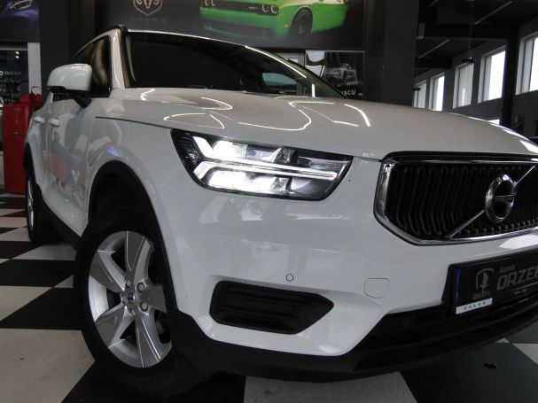 Volvo XC40 120 kW image number 35