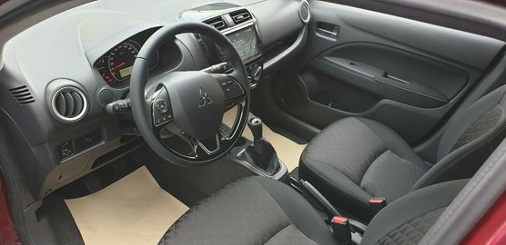 Car image 11