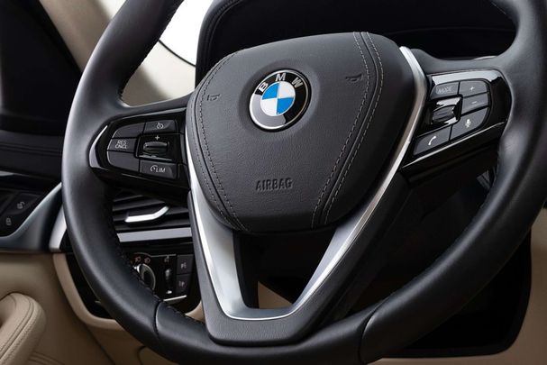 BMW 530i 185 kW image number 18