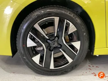 Car image 31