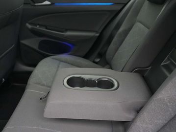 Car image 47