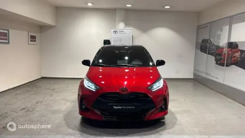 Car image 4