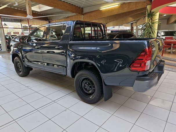 Toyota Hilux D 2.4 4WD 110 kW image number 8