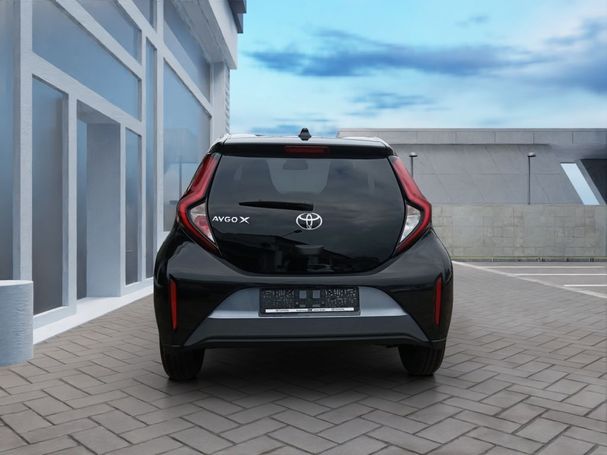 Toyota Aygo X 53 kW image number 5