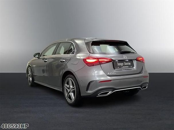 Mercedes-Benz A 250 e 160 kW image number 4