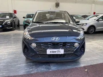 Car image 3