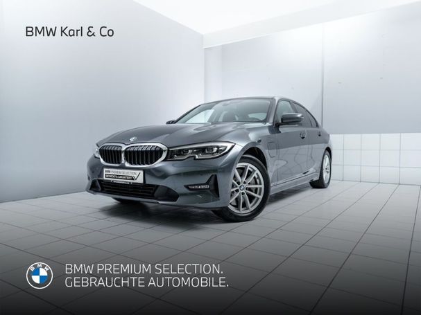 BMW 330e M 215 kW image number 1