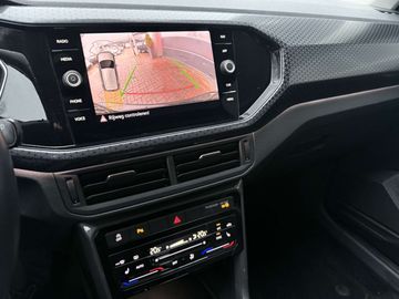 Car image 48