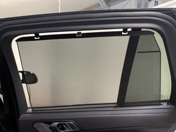 Car image 37