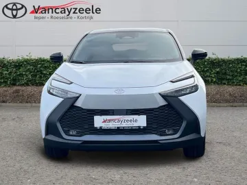 Car image 2