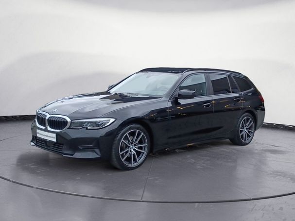 BMW 320d Touring xDrive 140 kW image number 1