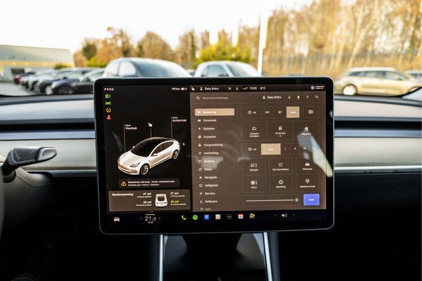 Tesla Model 3 60 Plus 225 kW image number 29