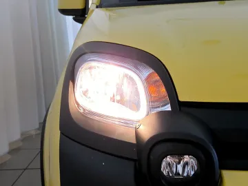 Car image 21