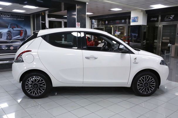 Lancia Ypsilon 51 kW image number 3