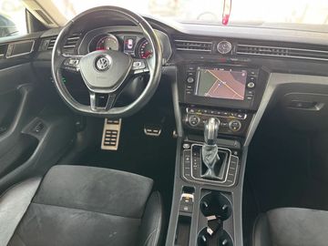 Car image 35