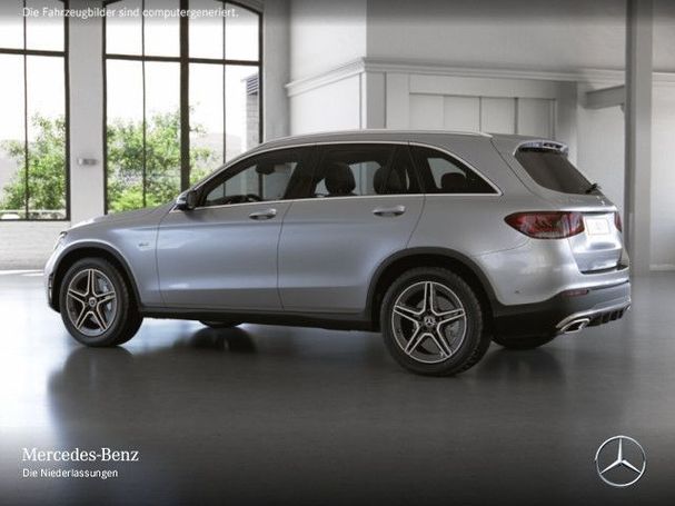 Mercedes-Benz GLC 300 de 225 kW image number 14