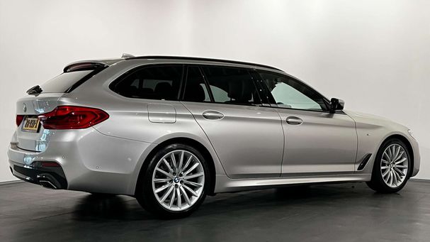 BMW 520i Touring 135 kW image number 48