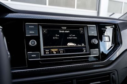 Car image 36