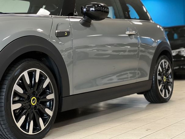 Mini Cooper SE Mini Yours 135 kW image number 29