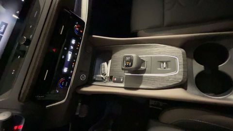 Car image 37