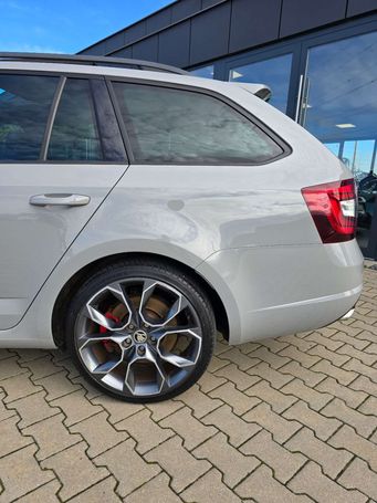 Skoda Octavia Combi RS 180 kW image number 8