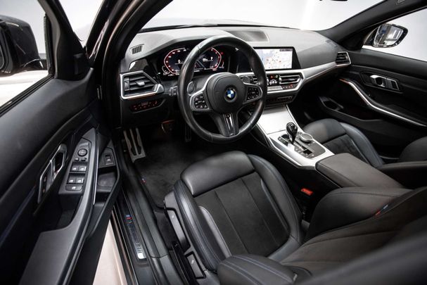 BMW 320d Touring xDrive 140 kW image number 25