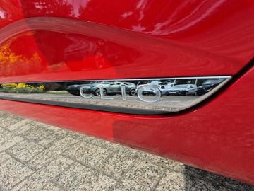Car image 30