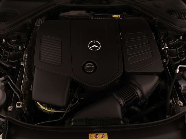 Mercedes-Benz E 300 e 234 kW image number 35