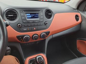 Car image 13