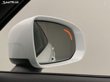 Car image 37