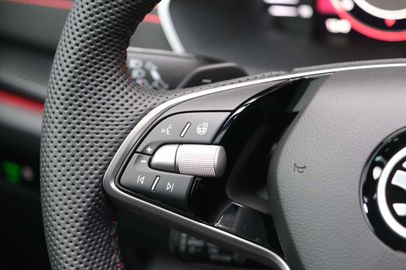 Car image 37