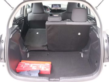 Car image 37