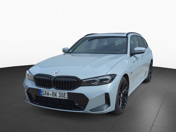 BMW 330 e Touring M Sportpaket 215 kW image number 1