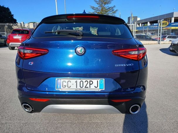 Alfa Romeo Stelvio 2.2 Q4 140 kW image number 23