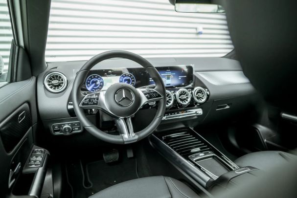 Mercedes-Benz EQA 250 140 kW image number 12