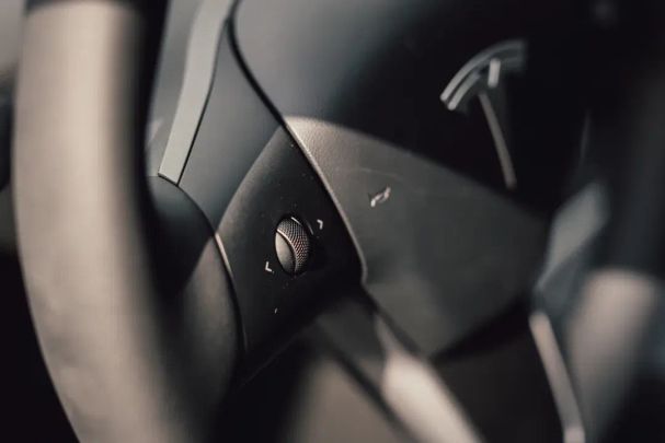 Tesla Model Y 255 kW image number 31