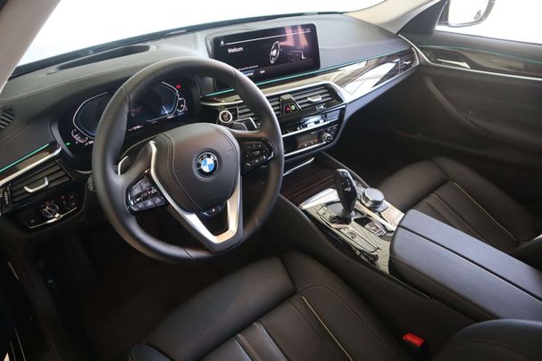 BMW 530 e 215 kW image number 7