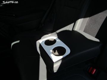 Car image 36