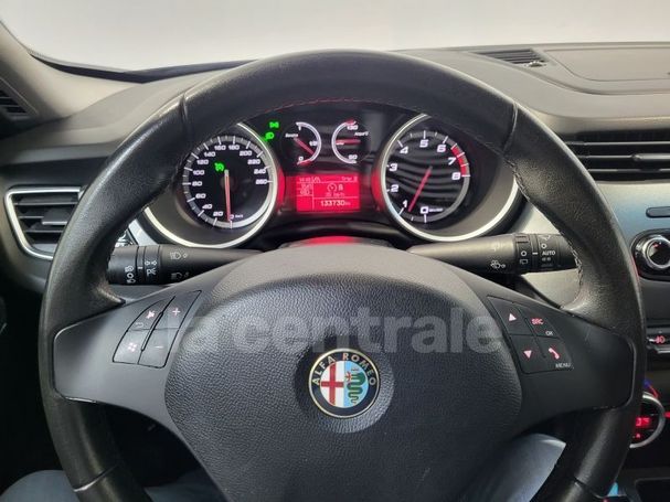 Alfa Romeo Giulietta 1.4 88 kW image number 8