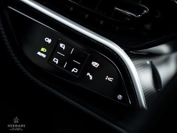 Car image 35