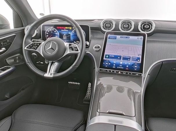 Mercedes-Benz GLC 300 de Avantgarde 245 kW image number 7